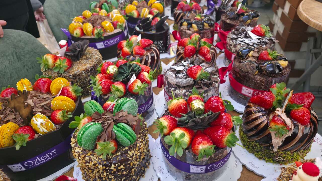 Yılbaşı Pastalarına Yoğun İlgi 1